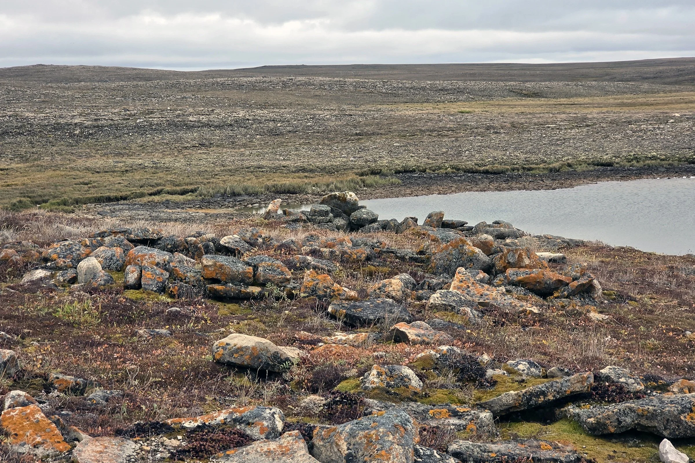2026-8-20 - Cambridge Bay - archeological site 1 - small.jpg