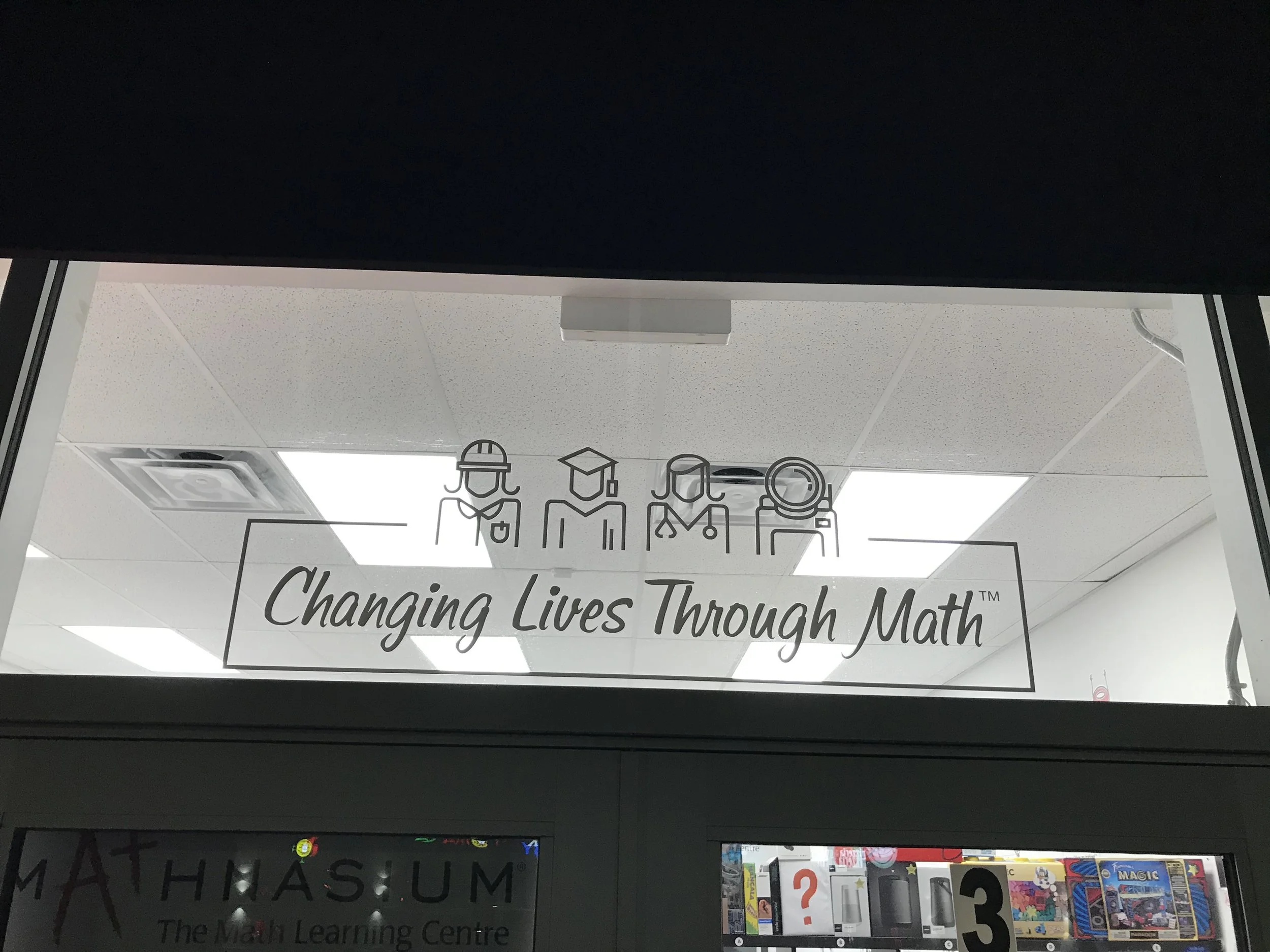 In-Centre - Window Decal Installation