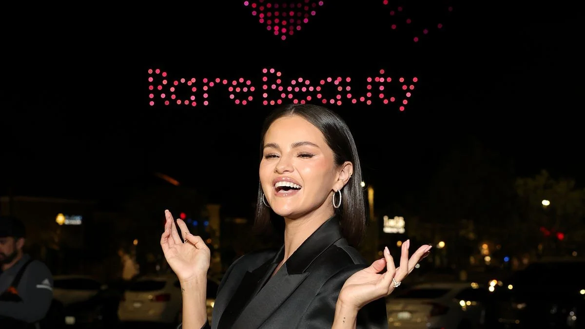 Why The Internet LOVES Rare Beauty