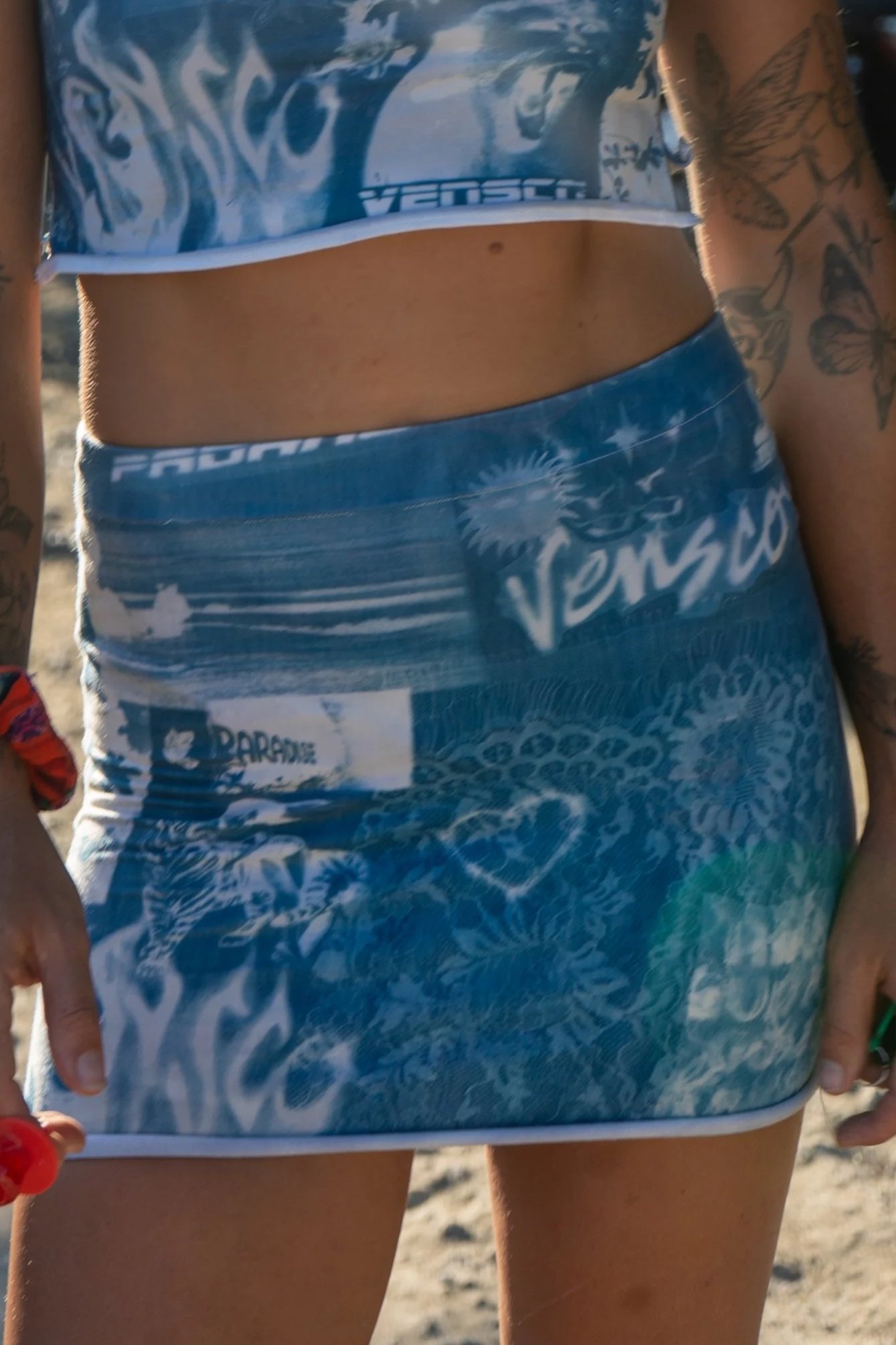 Vensco High Waist Mini Skirt