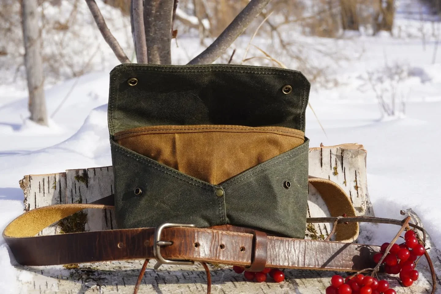 New workshop dropping at #sloydskillsgathering this year. Excited to be playing with more waxed canvas and leather.