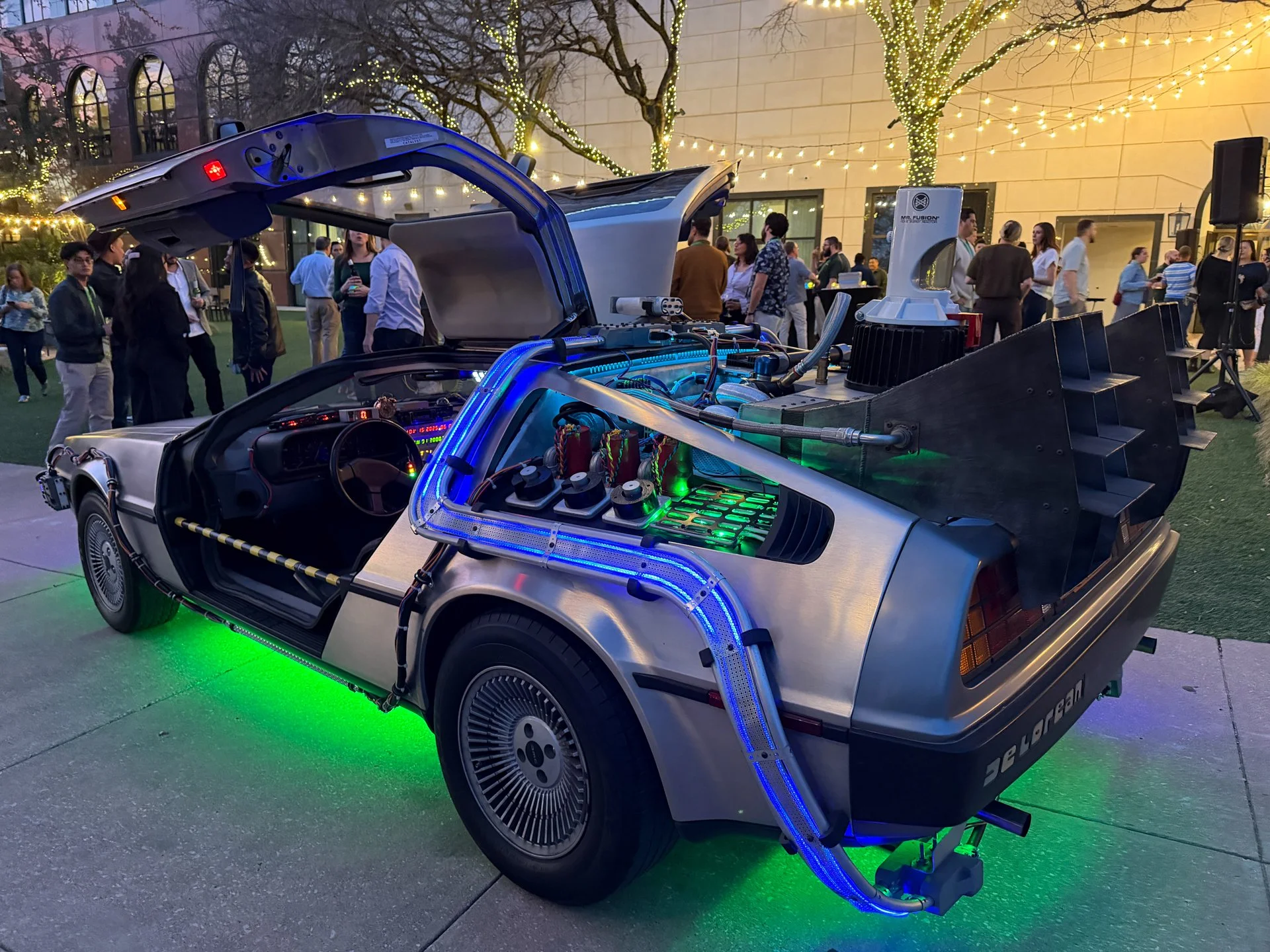 TIME-MACHINE-16.jpg