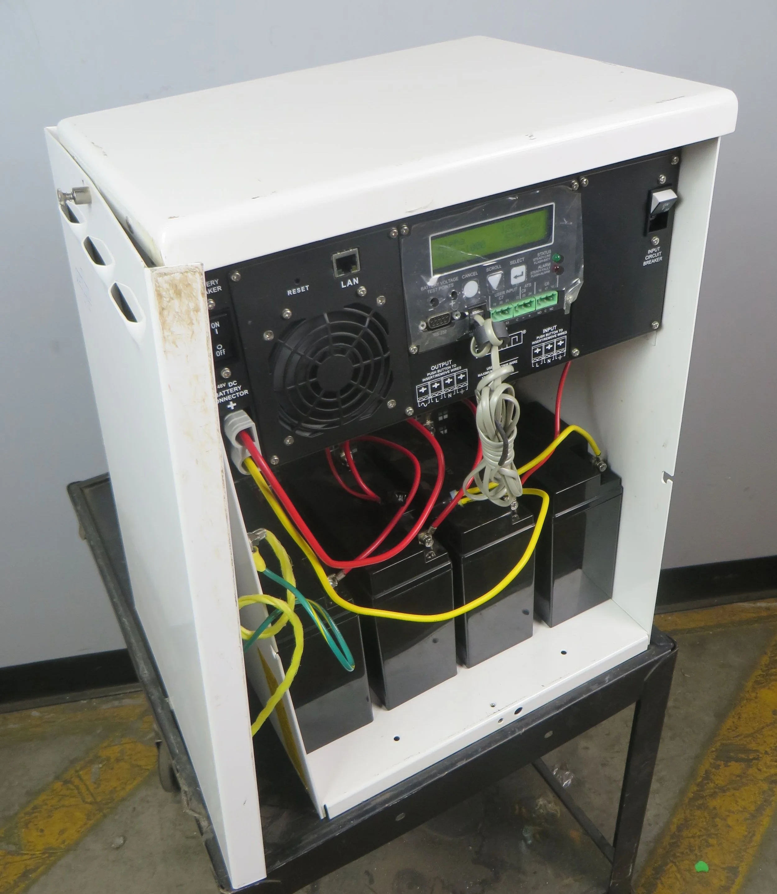 Alpha Technologies Outdoor UPS, Micro 350, MIcro 1000, UPS, rugged, industrial, 120VAC, 240VAC, pad mount, pole mount, NEMA 3R, enclosure