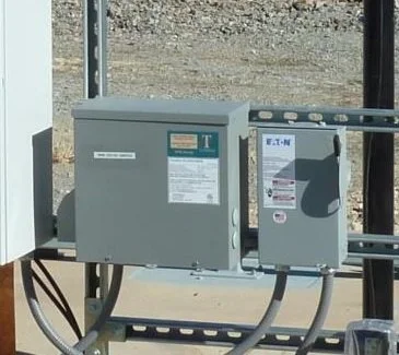 TSI Power XUPS-600 Outdoor NEMA 3R Deployment Image