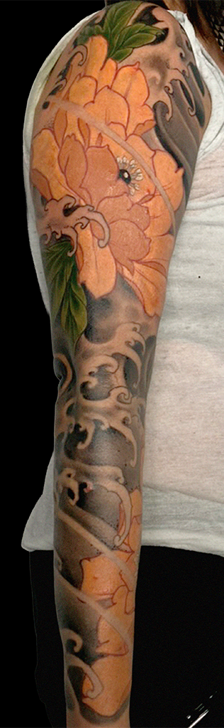japanese-sleeve-water-and-gold-peony-florals.png