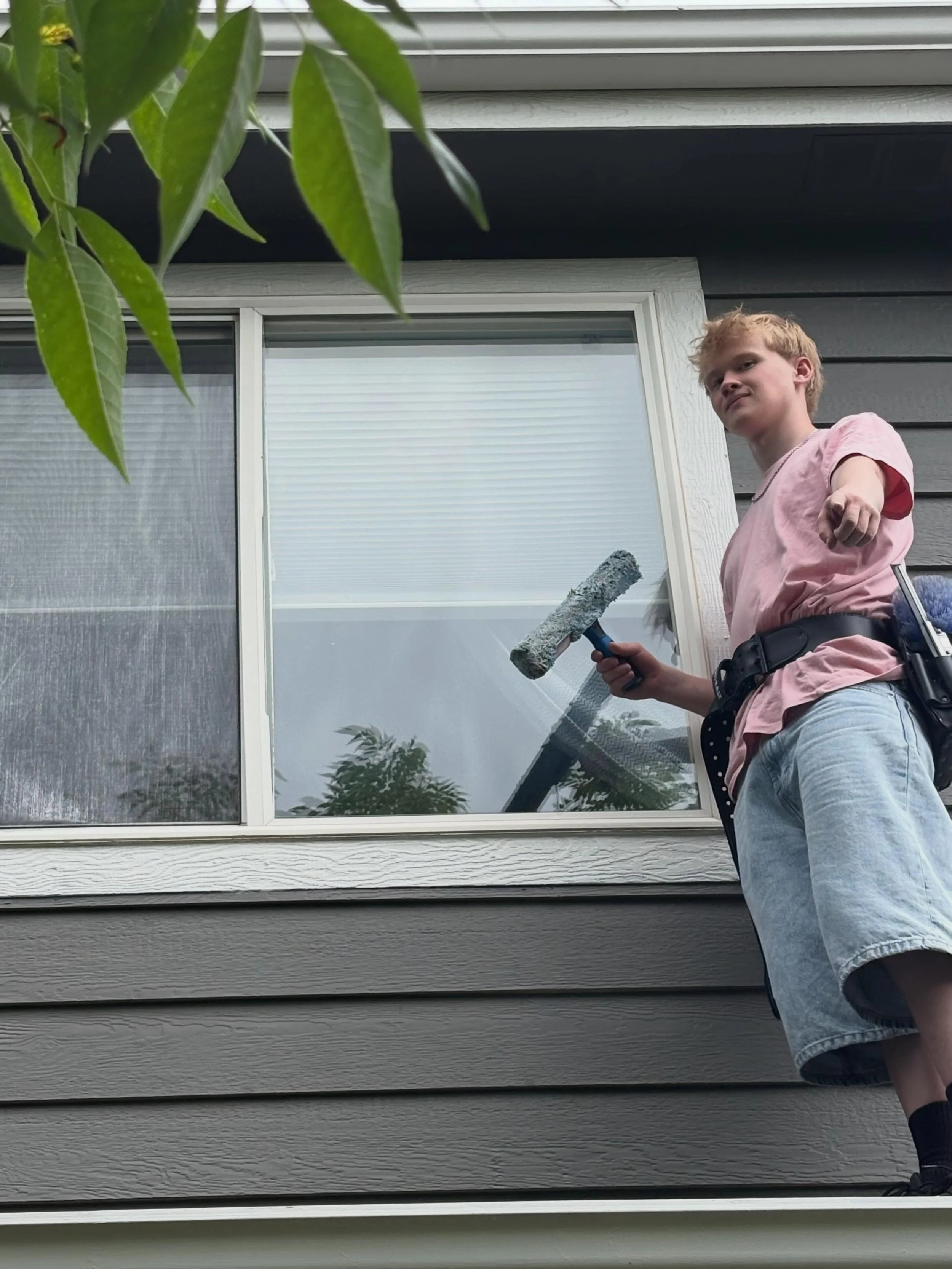 Watch Chase, our expert cleaner, make these windows shine with a flawless finish. Carefully removing dirt, dust, and buildup that makes the entire house look brighter, cleaner, and more inviting.
