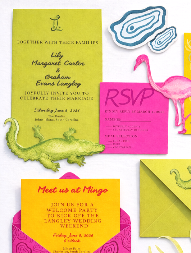 Coastal+wedding+invitation+suite+flat+lay.png