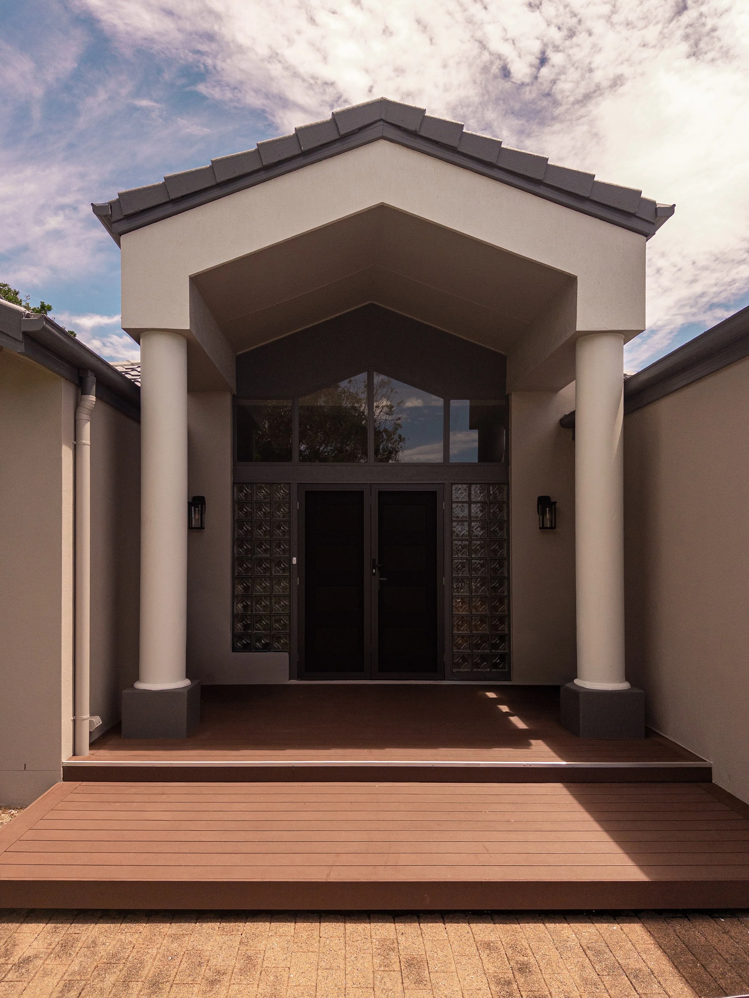 The Pelican Waters Project