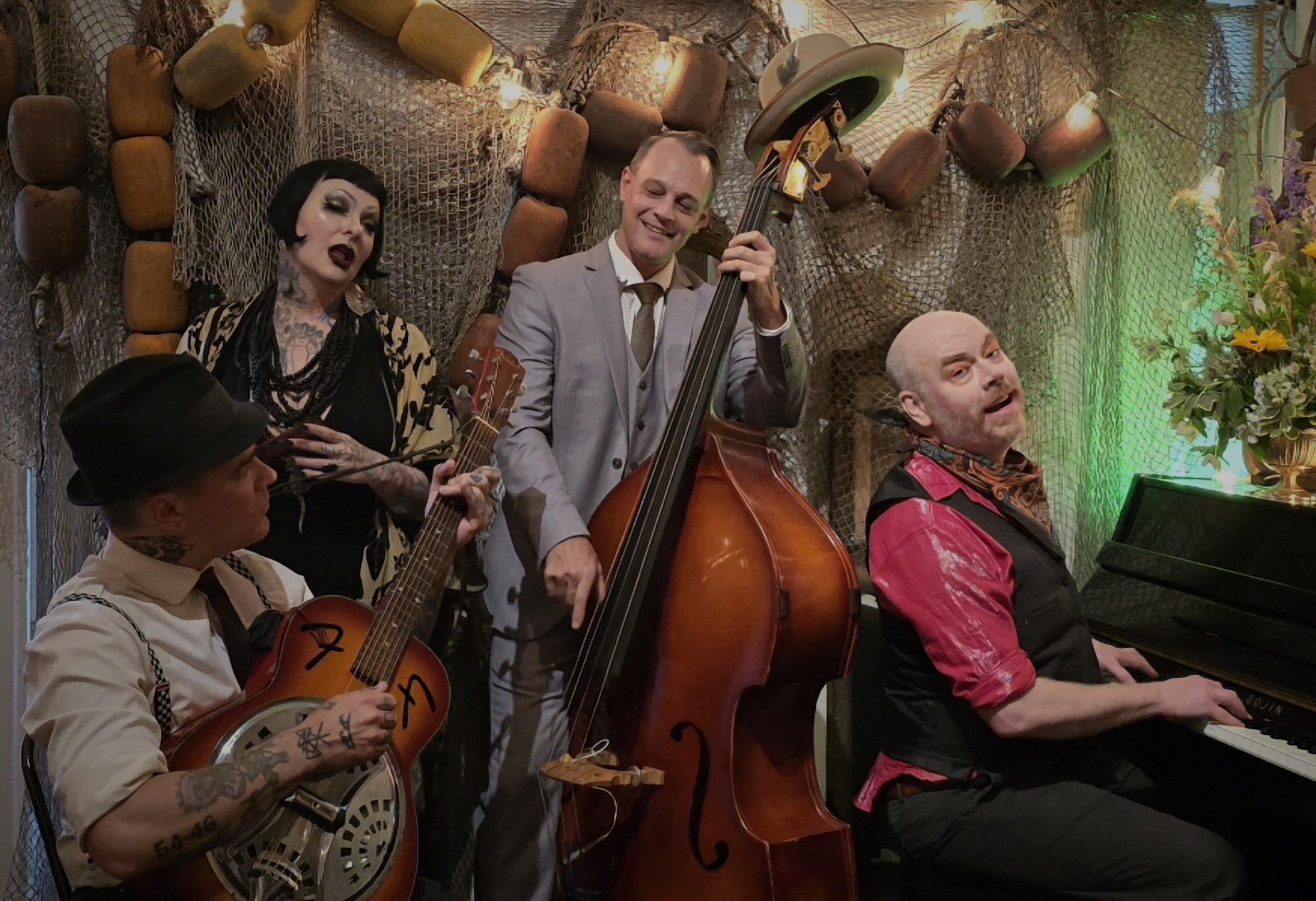 Shrimp Boil Cabaret! (Exclusive ticketed dinner with live music)