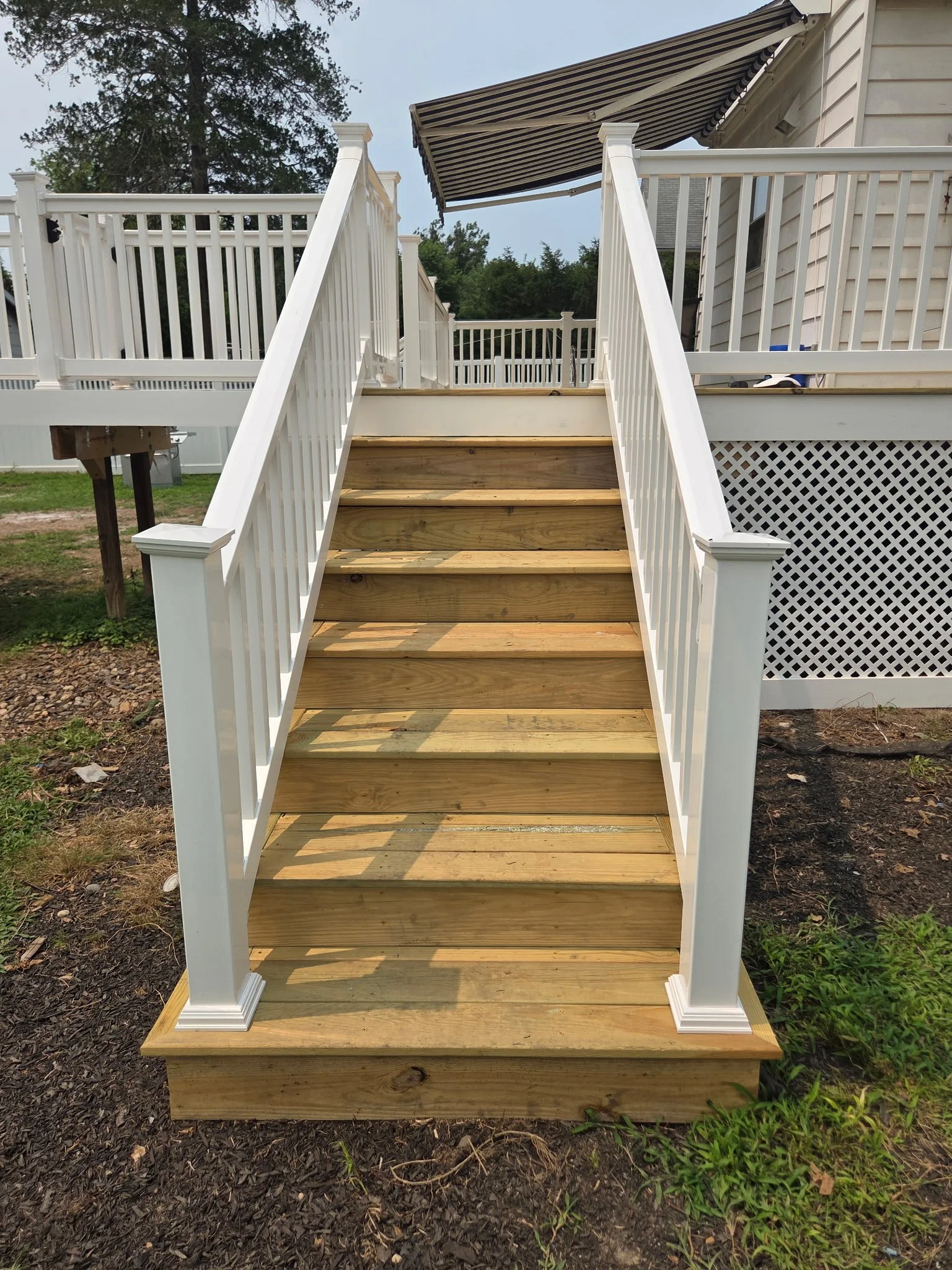 Deck Steps - Audobon NJ - Camden County.jpeg