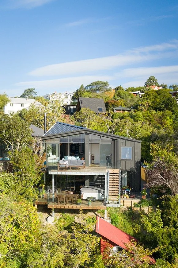imgi_12_Craig-South-_Cat3_Folded-Roof-Home_Image3.jpg