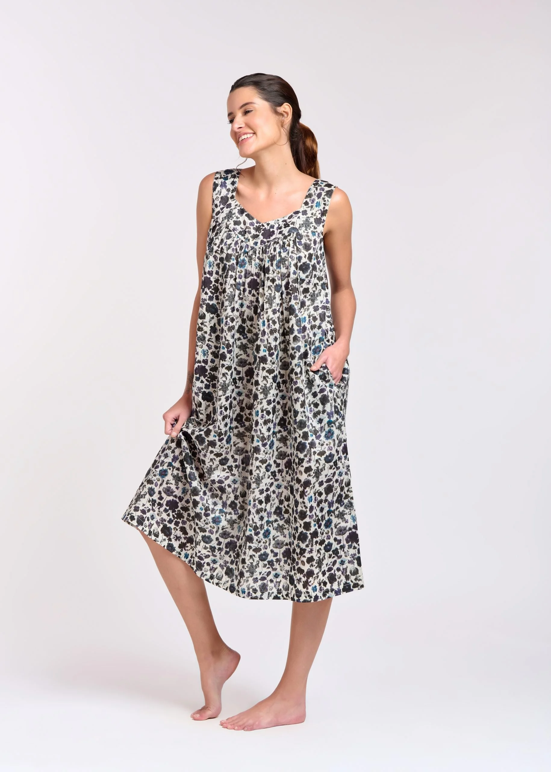 MD-411K Printed | V-Neck