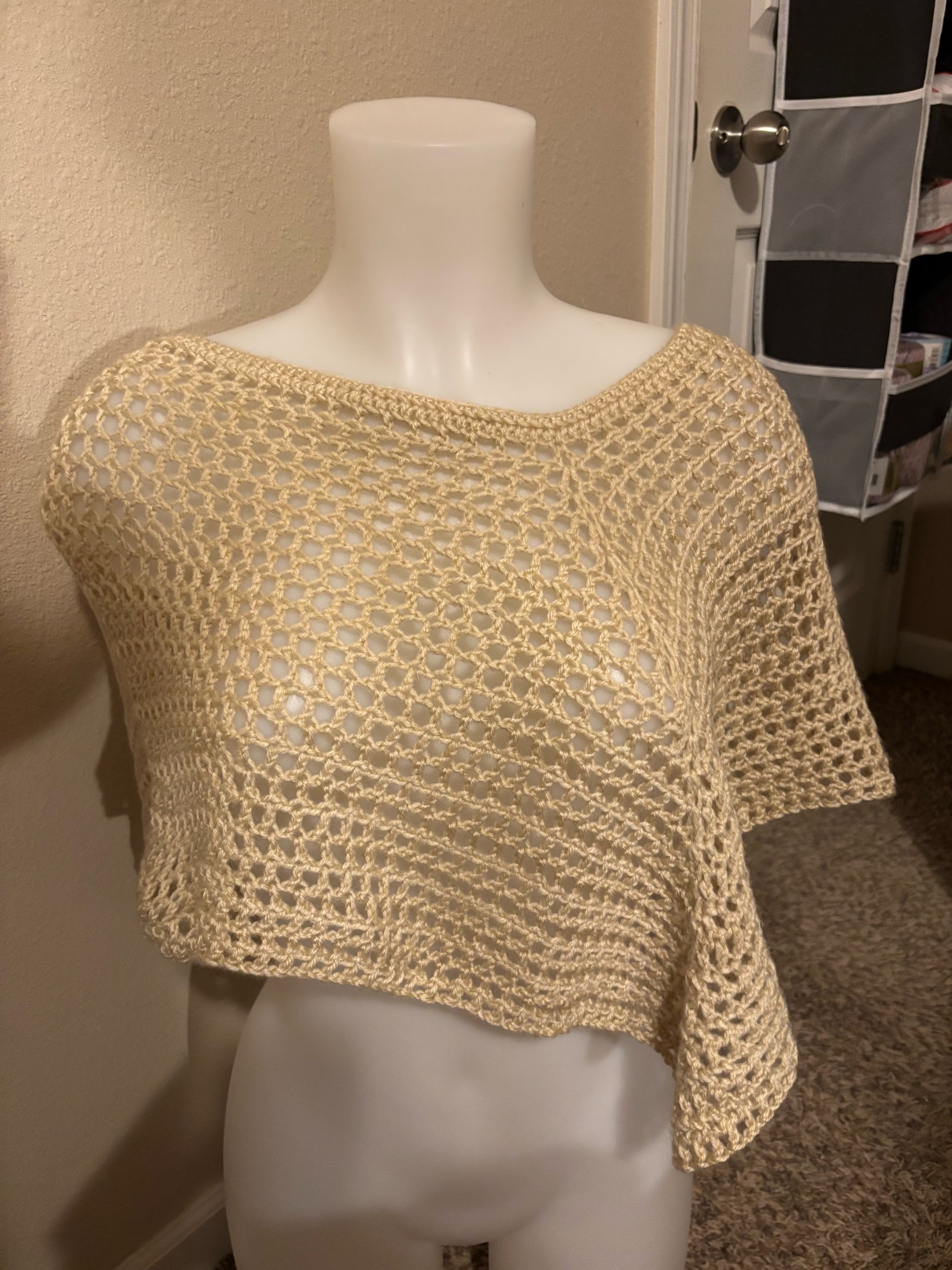 Cream Cropped Lily Poncho