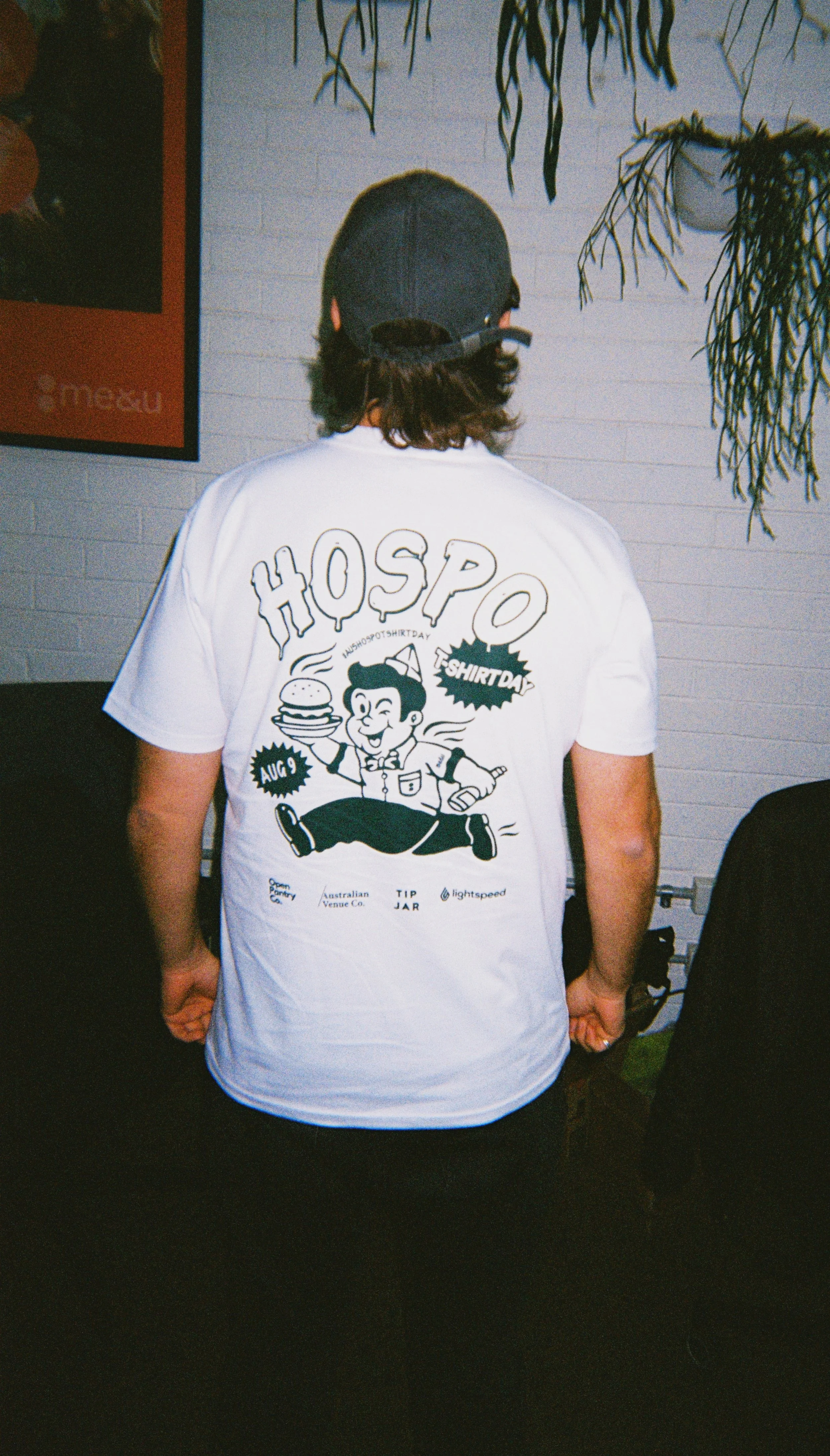 Buns is jacked in shirt.jpg