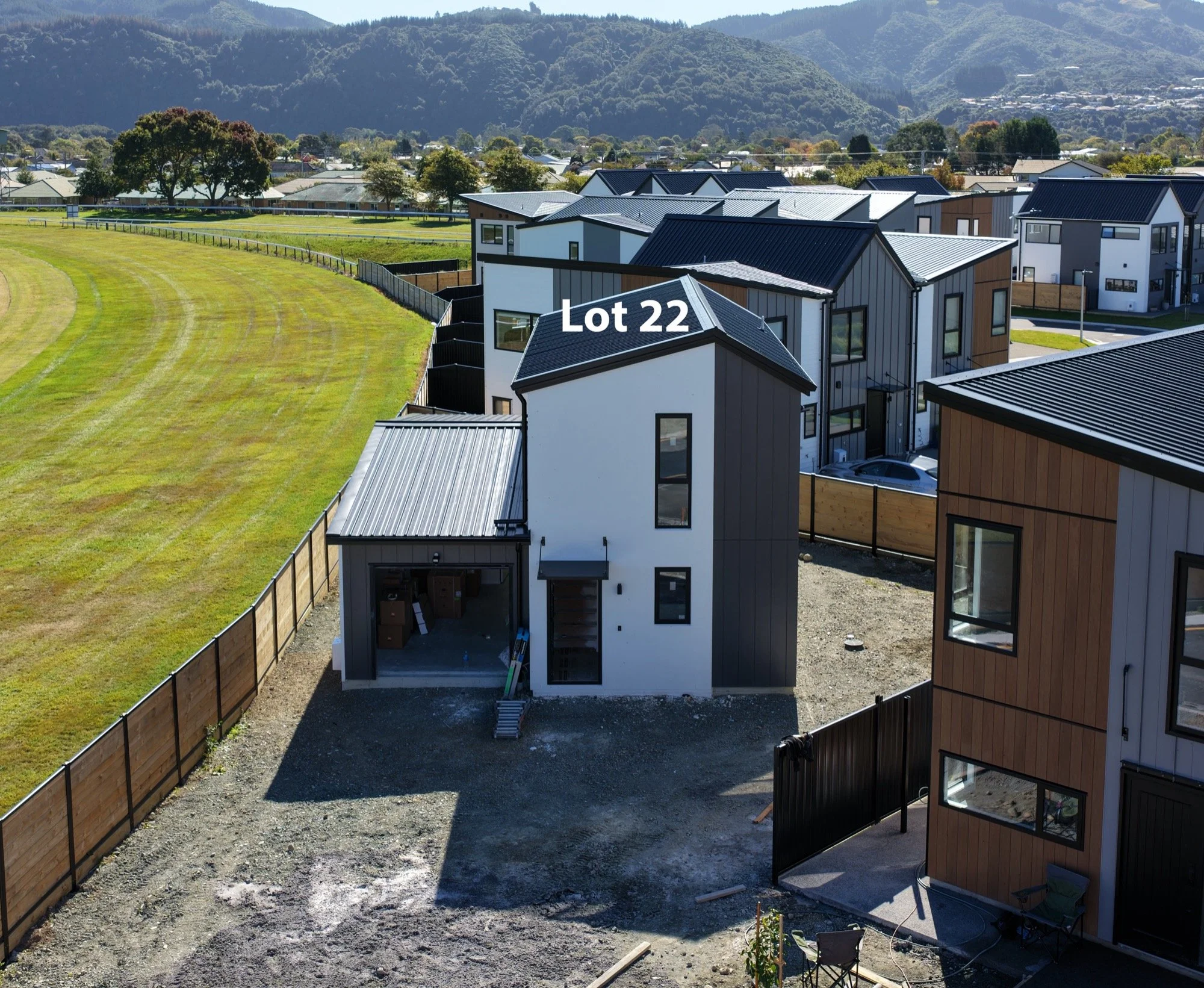 Lot 22 (2) copy-JPG copy-2000px.jpg