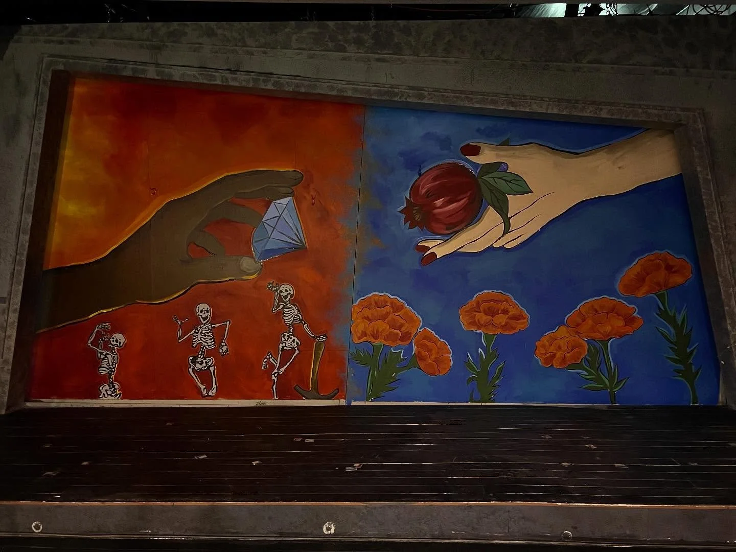 Quick little mural for our SDMT teen production of Hadestown! I always love and appreciate a short and sweet project like this, thanks to all involved who pushed for this to happen including the directors and choreographer! @juli_beean @josegpnlz @xa