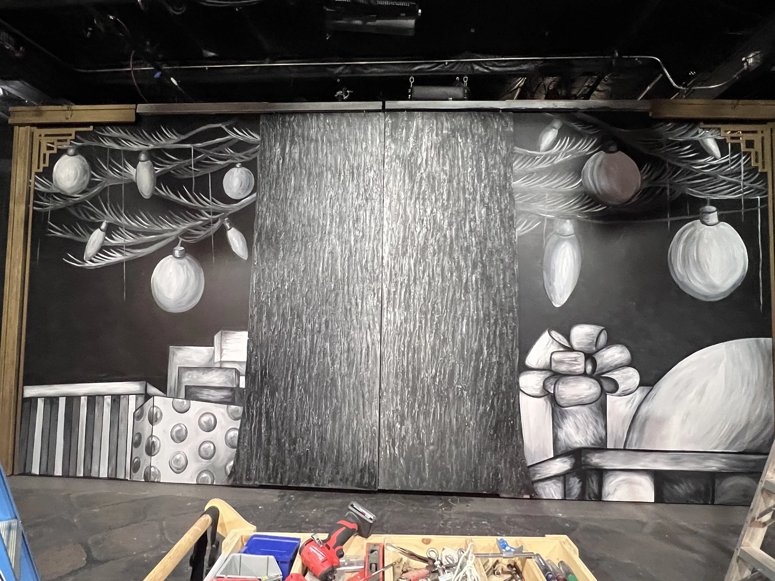 Click to View Professional Temporary Murals