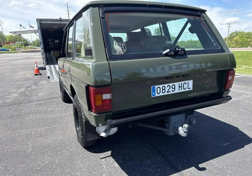 𝟏𝟗𝟗𝟓 𝐑𝐚𝐧𝐠𝐞 𝐑𝐨𝐯𝐞𝐫 𝐂𝐥𝐚𝐬𝐬𝐢𝐜🌲🇬🇧
𝐍𝐘 𝐭𝐨 𝐌𝐎📍

Classic Range Rover delivered with care and precision💯

#RangeRoverClassic #LandRoverLife #Classic4x4 #NYtoMO #CarDelivery