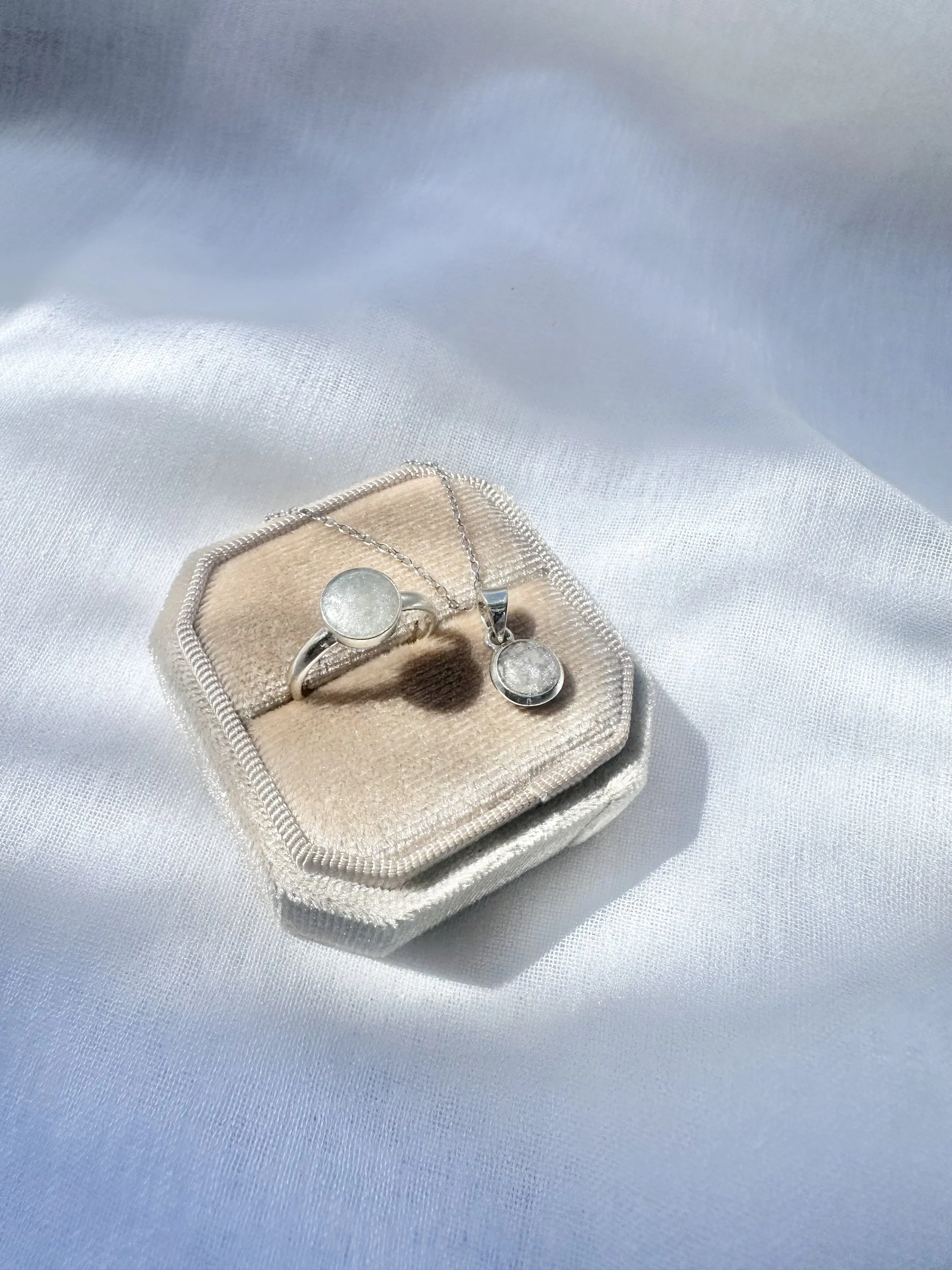 Daint Round Set.jpeg