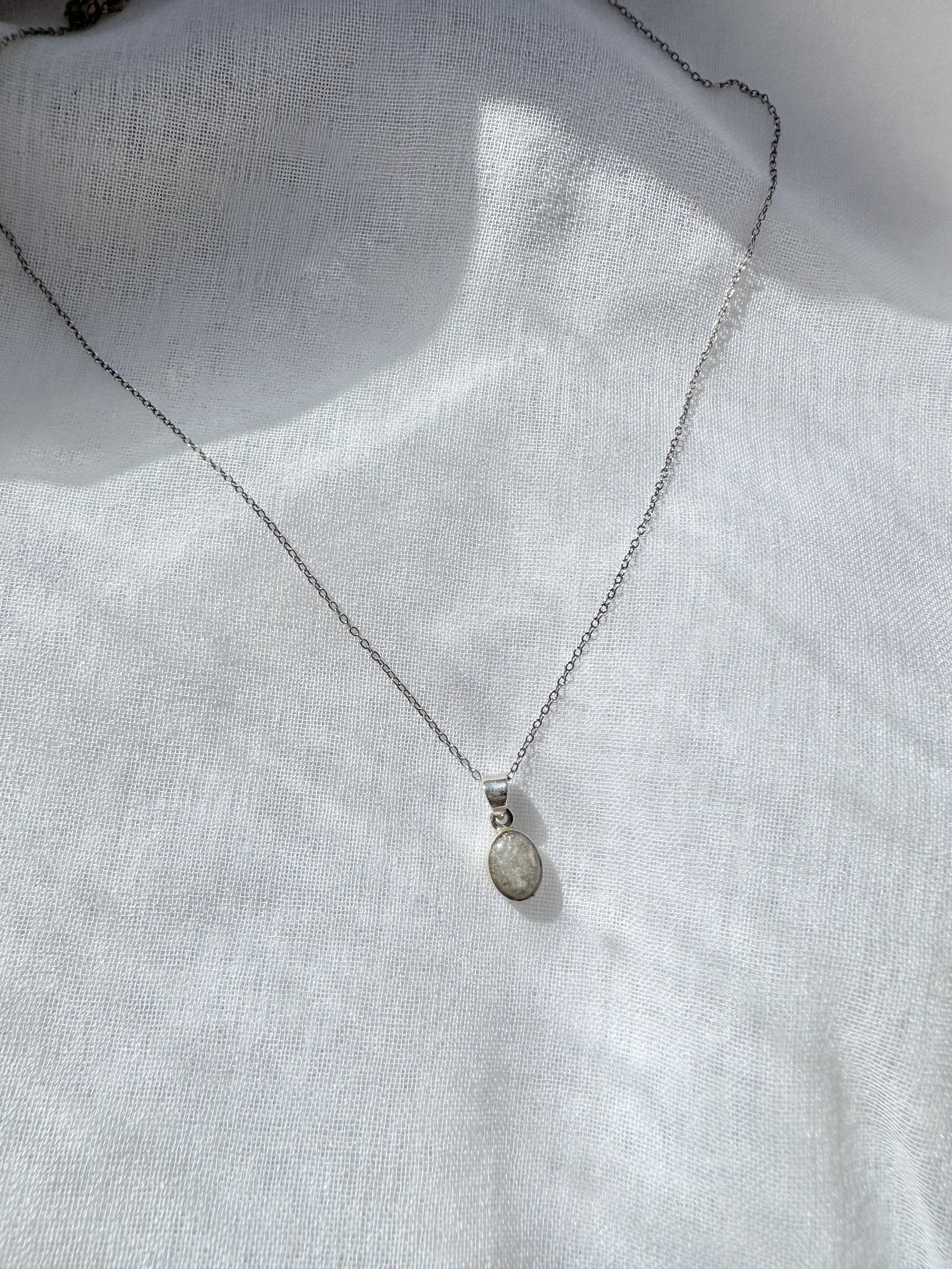 Dainty Oval Necklace.jpeg