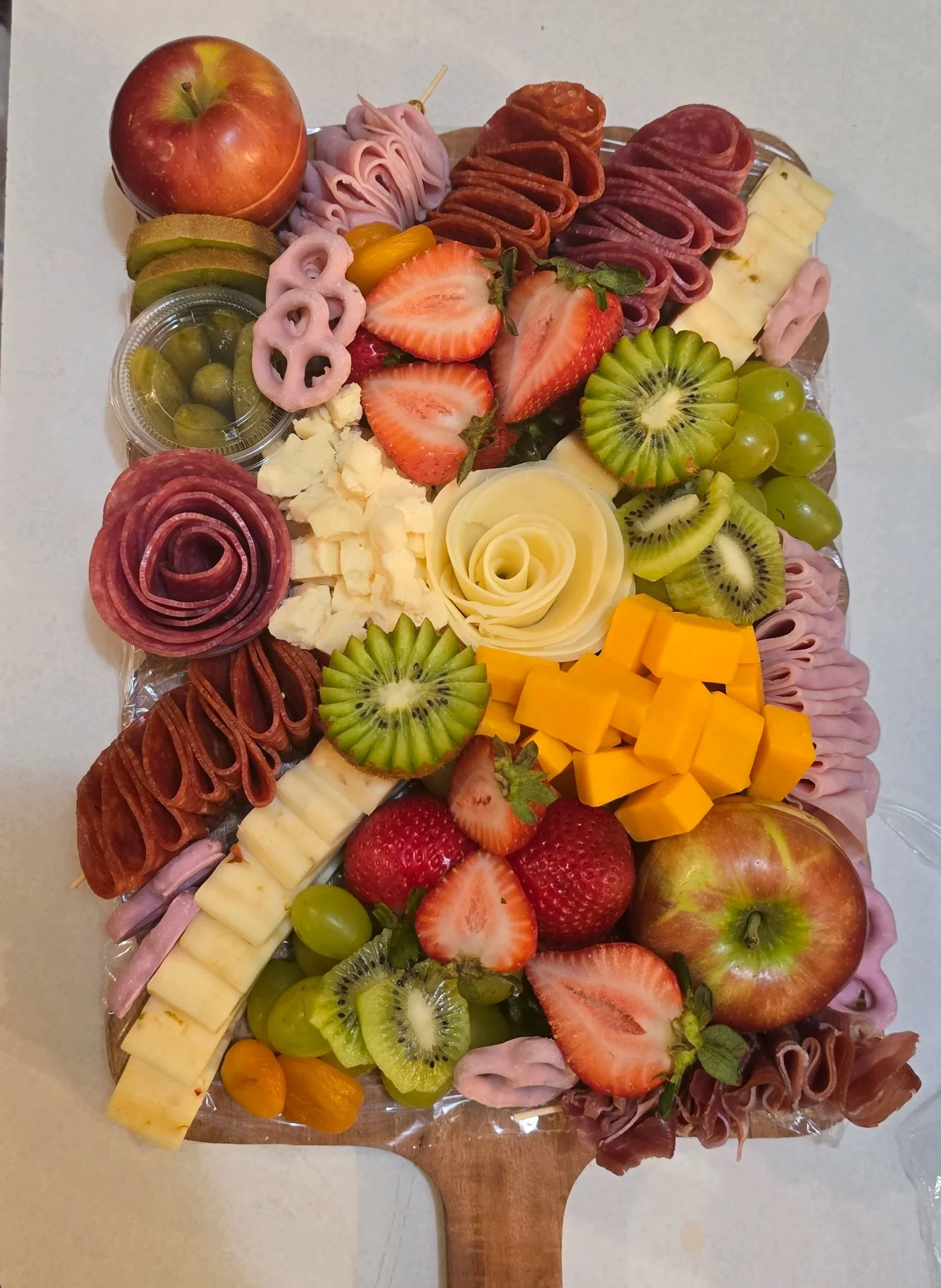 Meduim Charcuterie Board