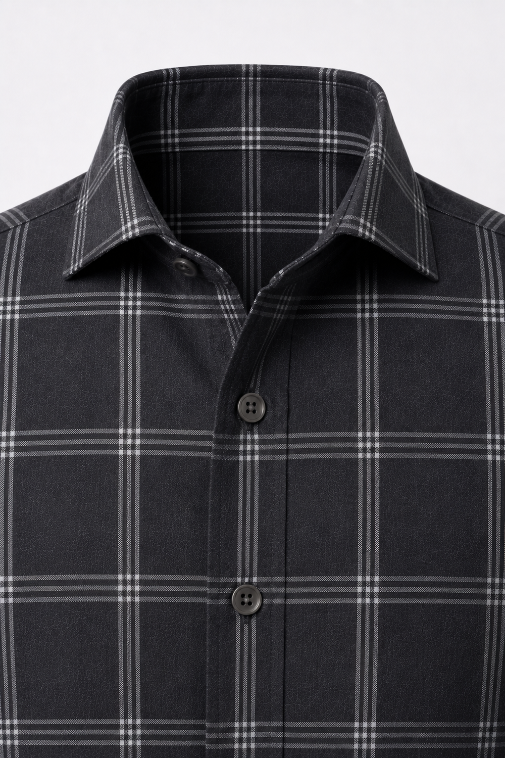 Carbone chest detail