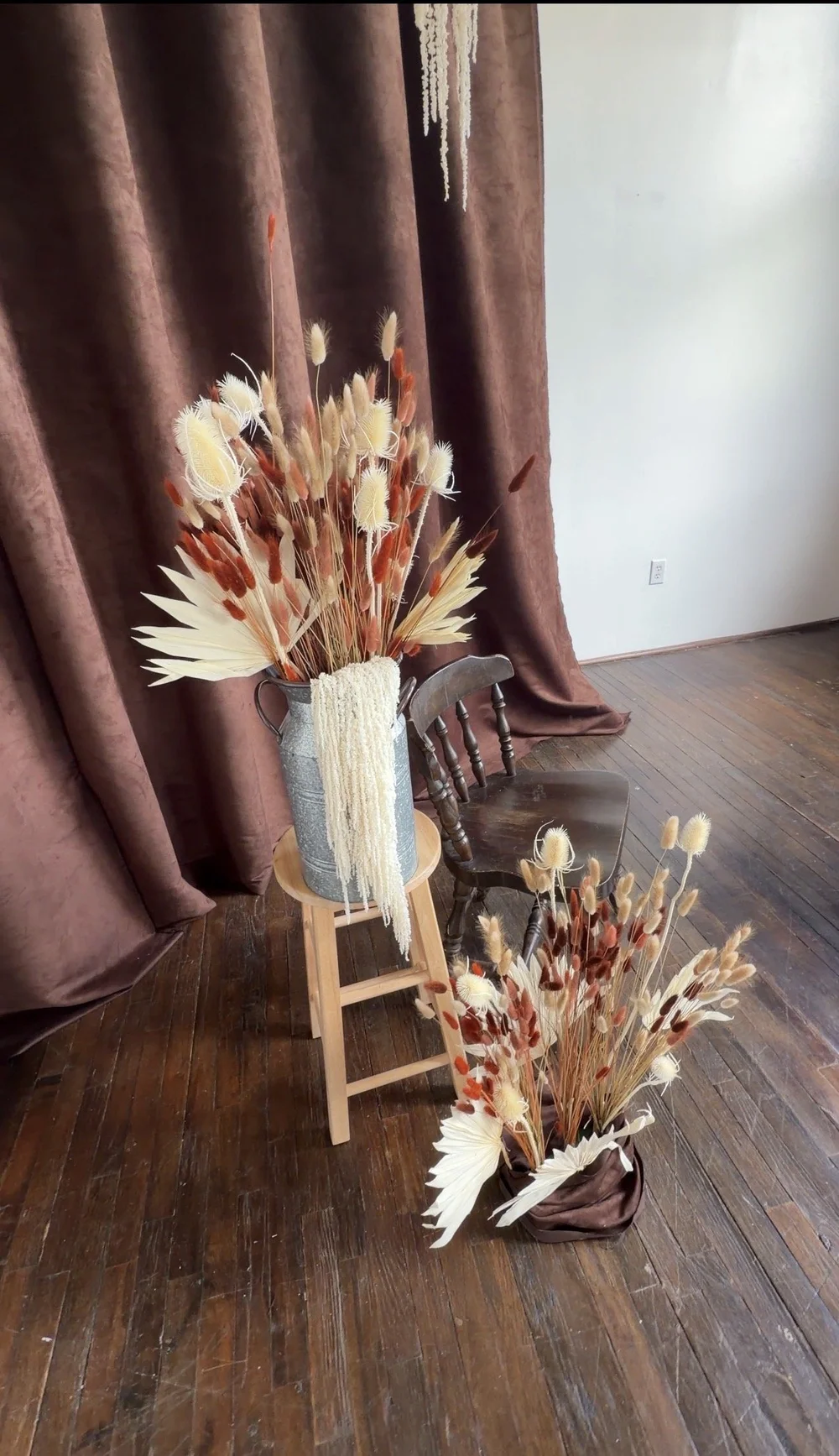 Fall floral arrangement included with The GVNG Tree