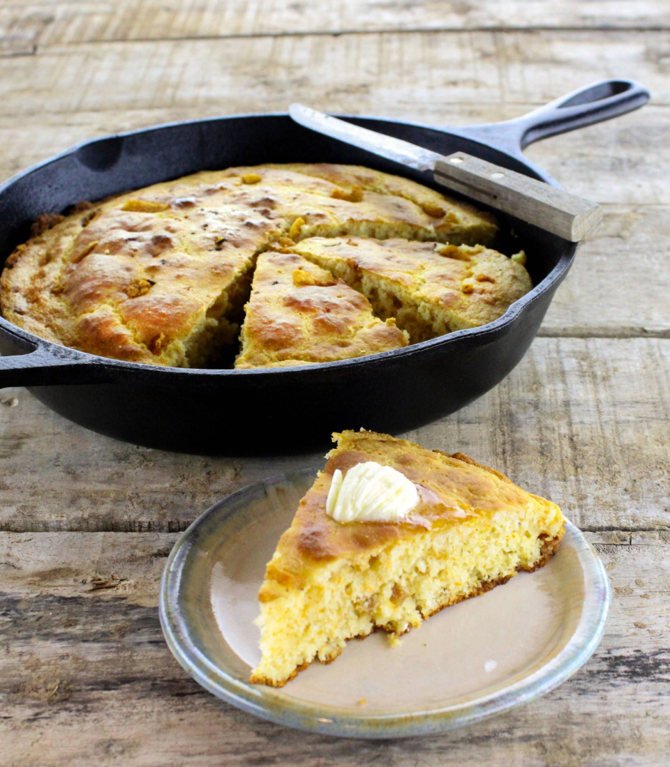 Cracklin' Cornbread