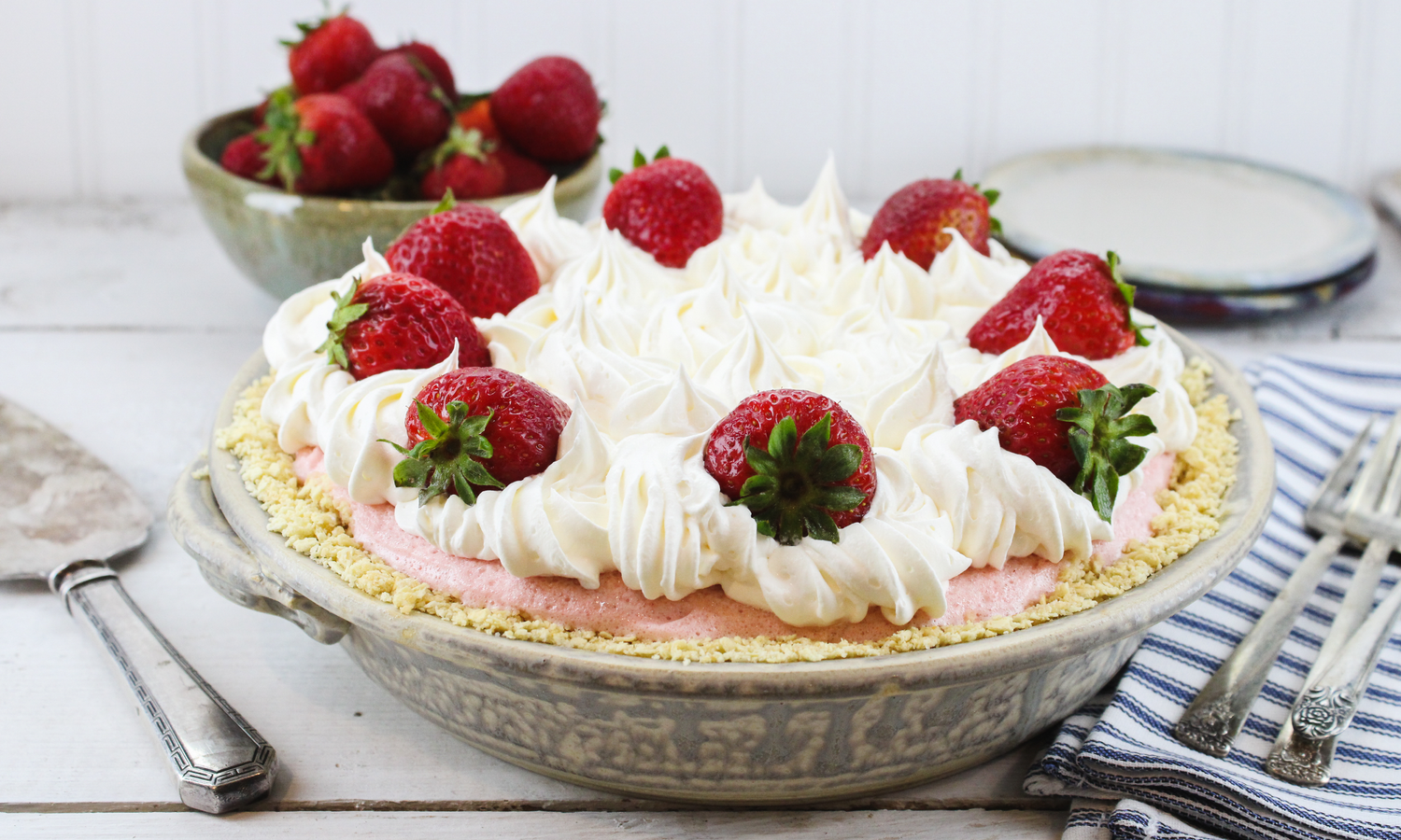 Strawberry Chiffon Saltine Pie