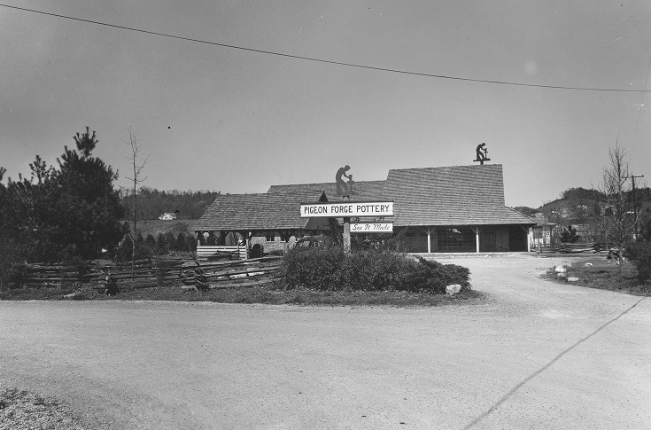 Black and white historic photo of Pigeon Forge Pottery