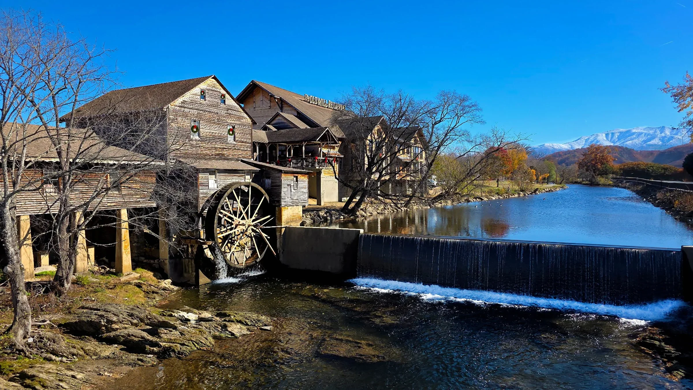 A Mill-Made Christmas