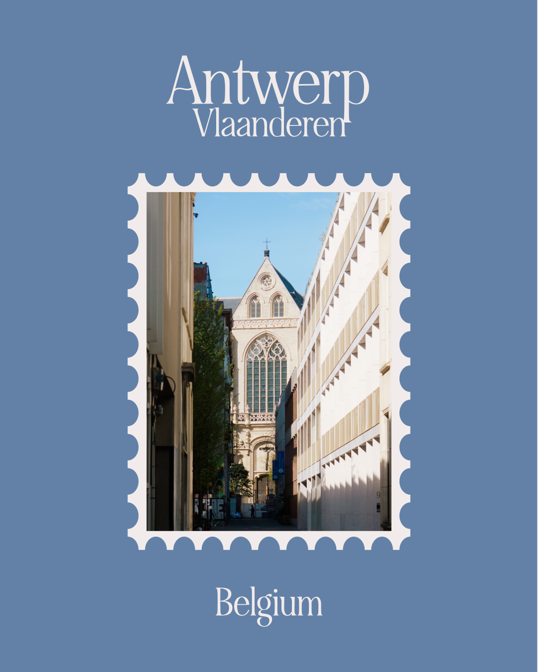 Een postzegel met een foto van een straat in Antwerpen, België, met een kerk of groot historisch gebouw op de achtergrond.
