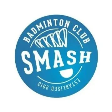 Logo of Badminton Club Smash, established in 2013, featuring a volleyball and badminton shuttlecock design.