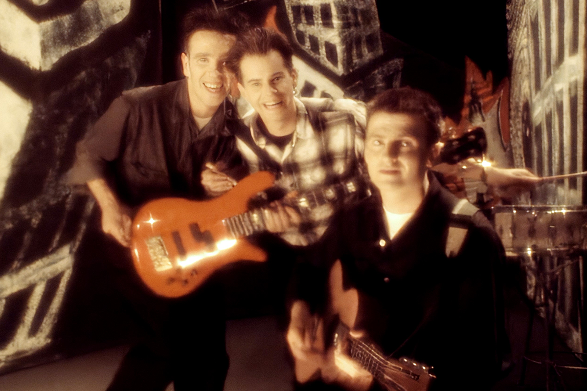 crowded house - feature documentary