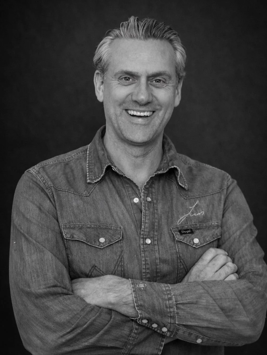 Olof Hagblom 
Varumärke & koncept
Varumärkes- och konceptutvecklare med gedigen bakgrund inom både strategi och marknadsföring. Arbetar med att utveckla positionering, budskap och koncept som håller från strategi till genomförande.