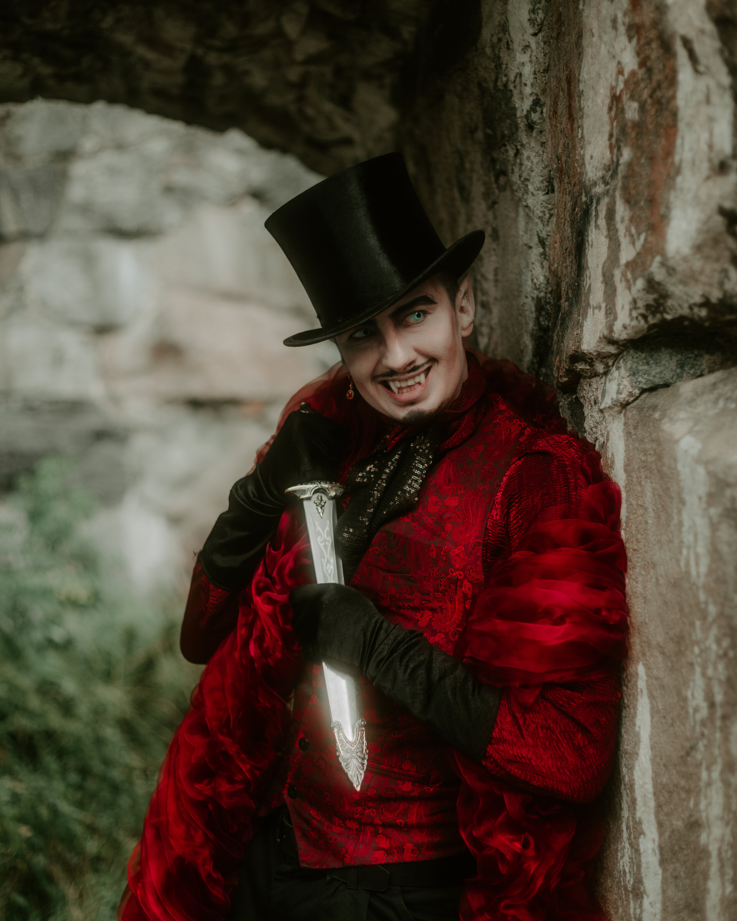 The Stolen throne ball