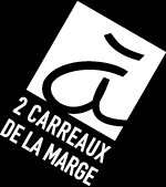 A DEUX CARREAUX DE LA MARGE