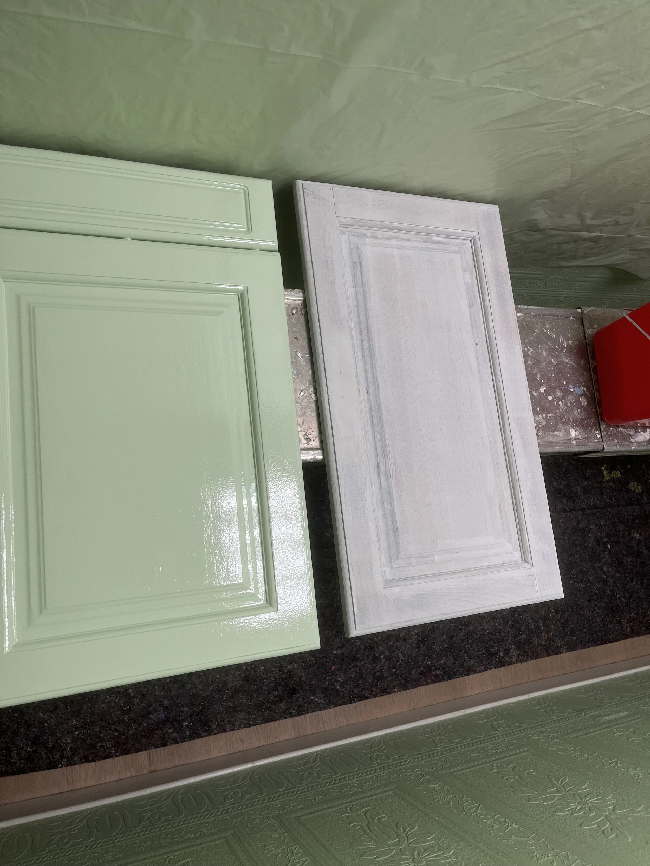 Boiseries : volets, portes...