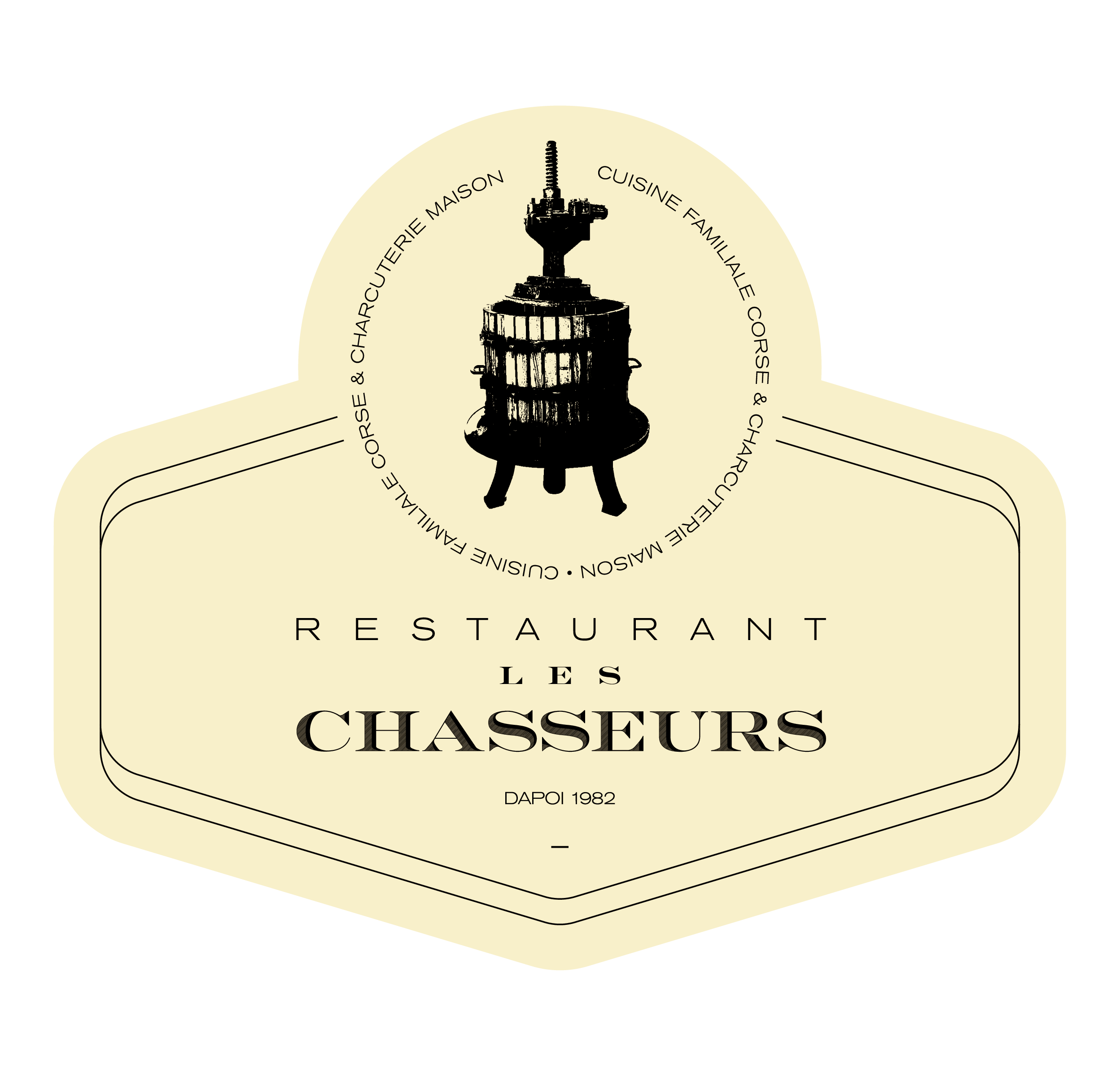 Logo d'un restaurant appelé 'Les Chasseurs', datant de 1982, avec une illustration d'une chaudière ancienne en noir au centre, entourée de textes mentionnant différentes régions françaises comme la Corse, la Charente-Maritime, et Corse, ainsi que la 
