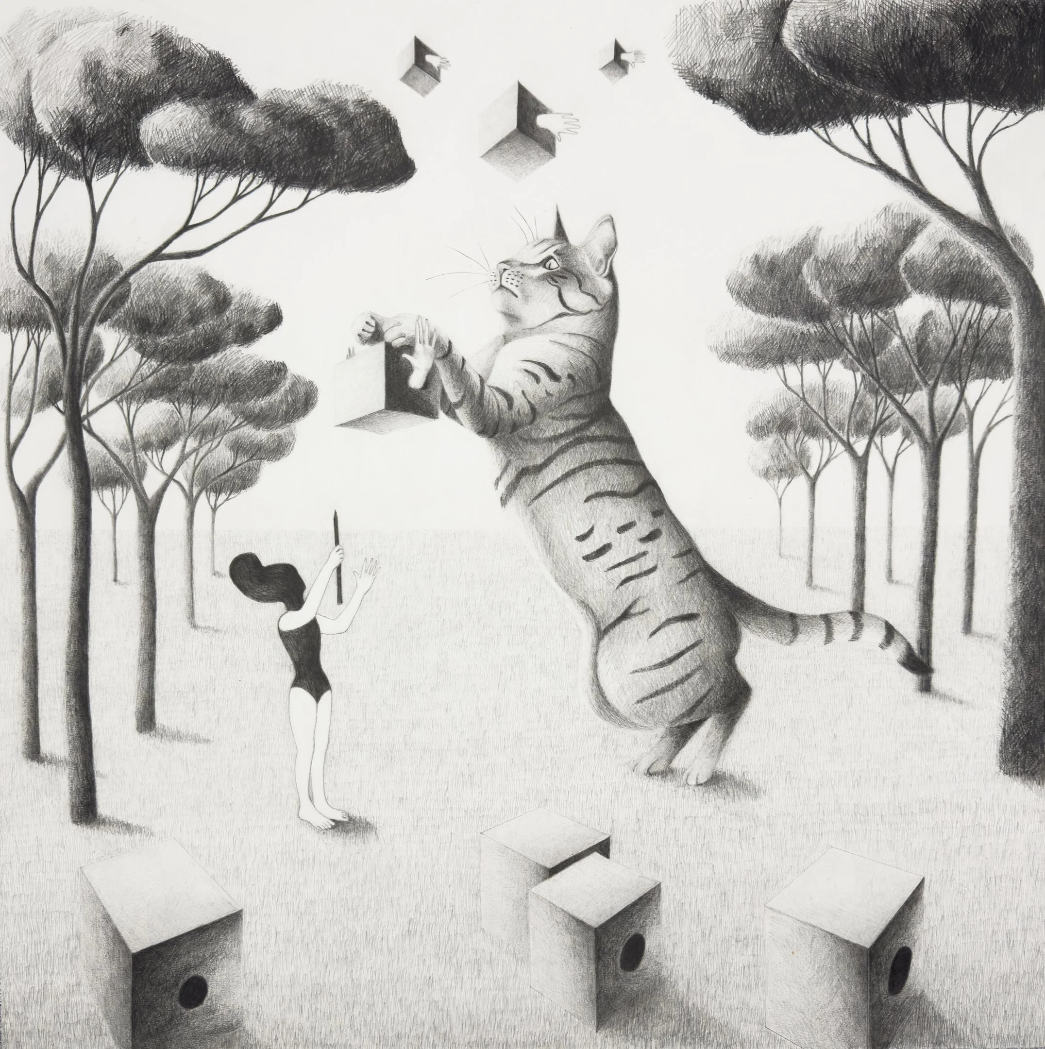 Disegno di Beatrice Pucci di in gatto antropomorfo gigante in una foresta, che afferra un cubo di legno con le due zampe anteriori, mentre una ragazza in costume da bagno lo osserva e tiene un bastoncino. Ci sono alberi e blocchi di legno sul terreno