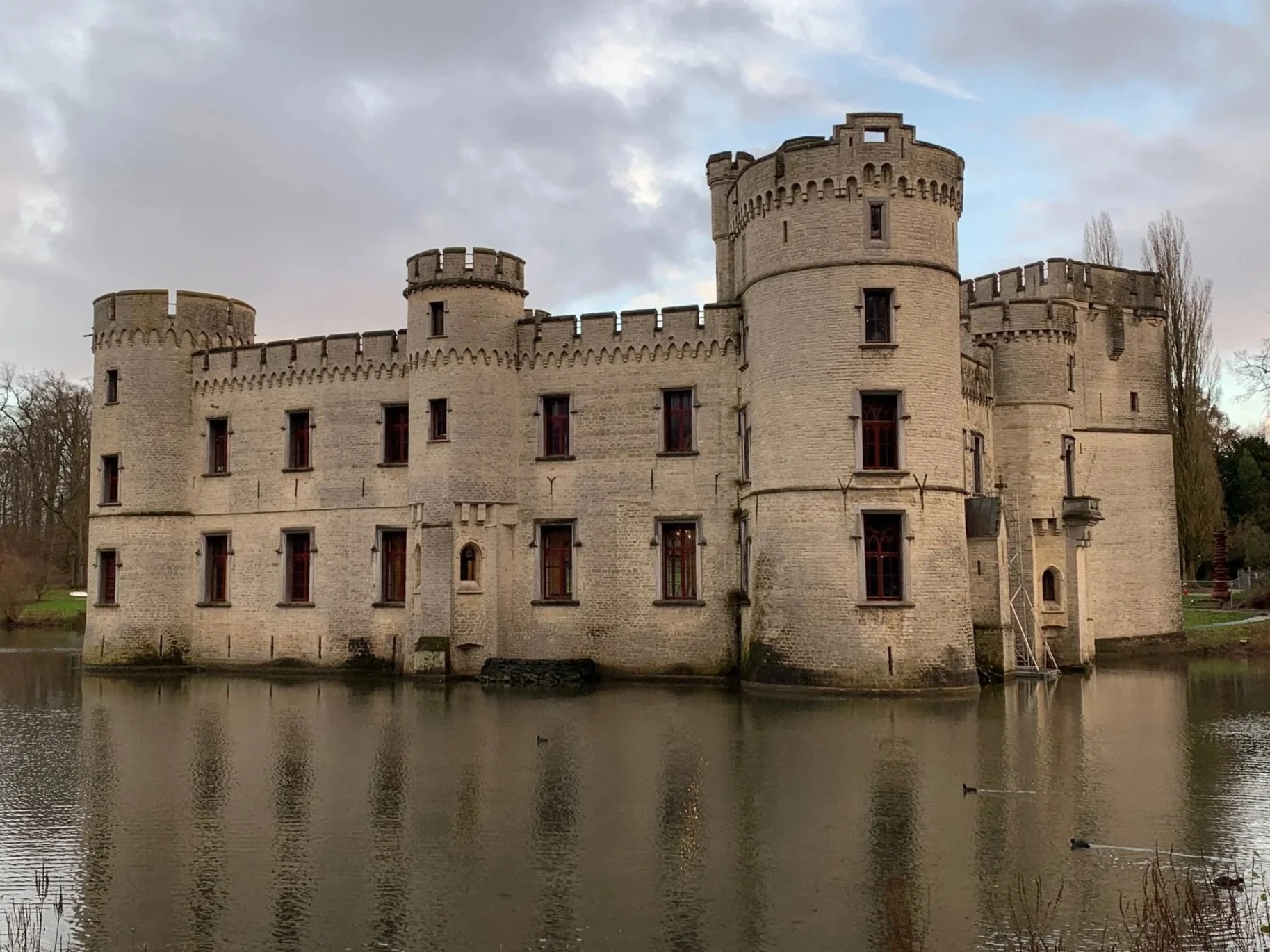 Historic castle featuring Vacubel vacuum insulated glazing for improved energy efficiency while maintaining the original architectural appearance.