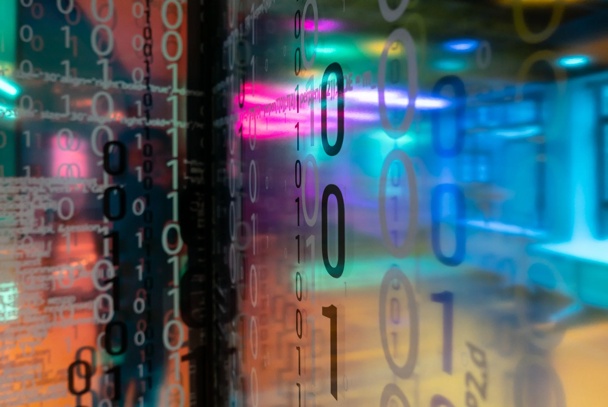 EY Wavespace, Vinyl Detail