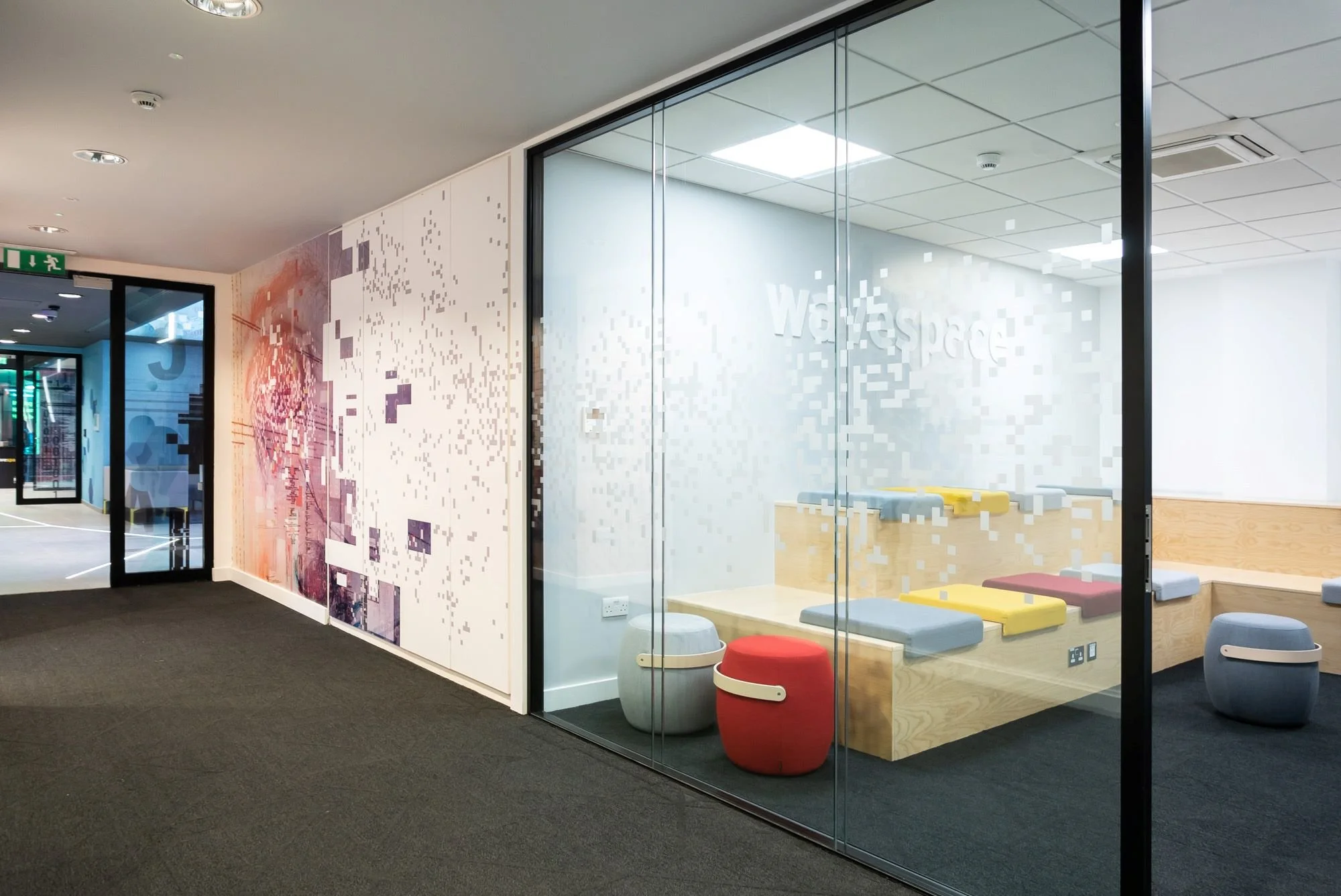 EY Wavespace, Eye Wall Lab Interiors