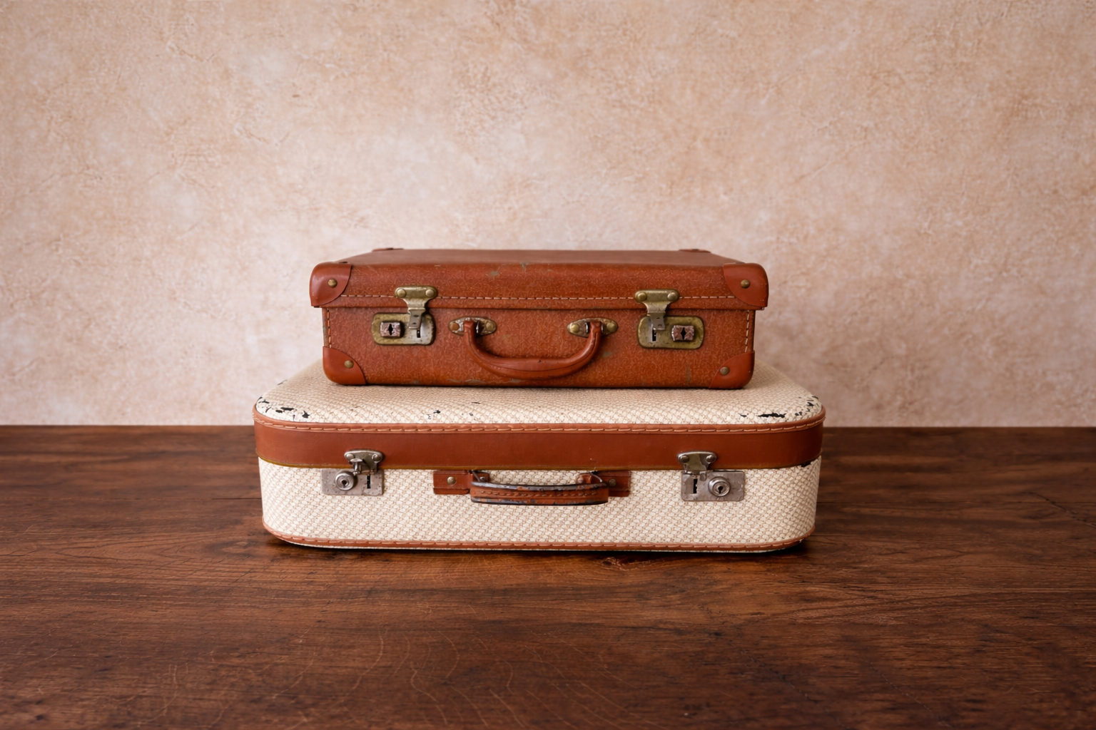 Set of Two Vintage Suitcases