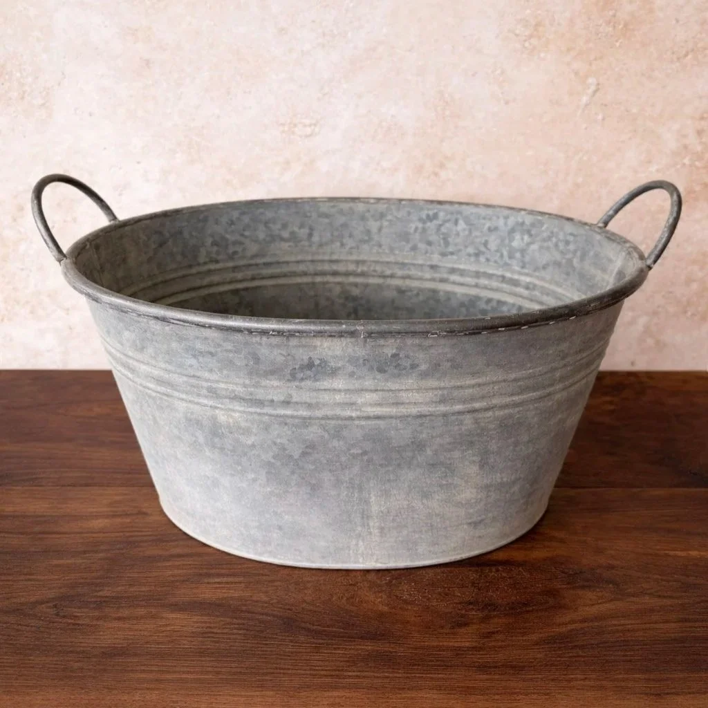 8-mediummetalbucket.jpg