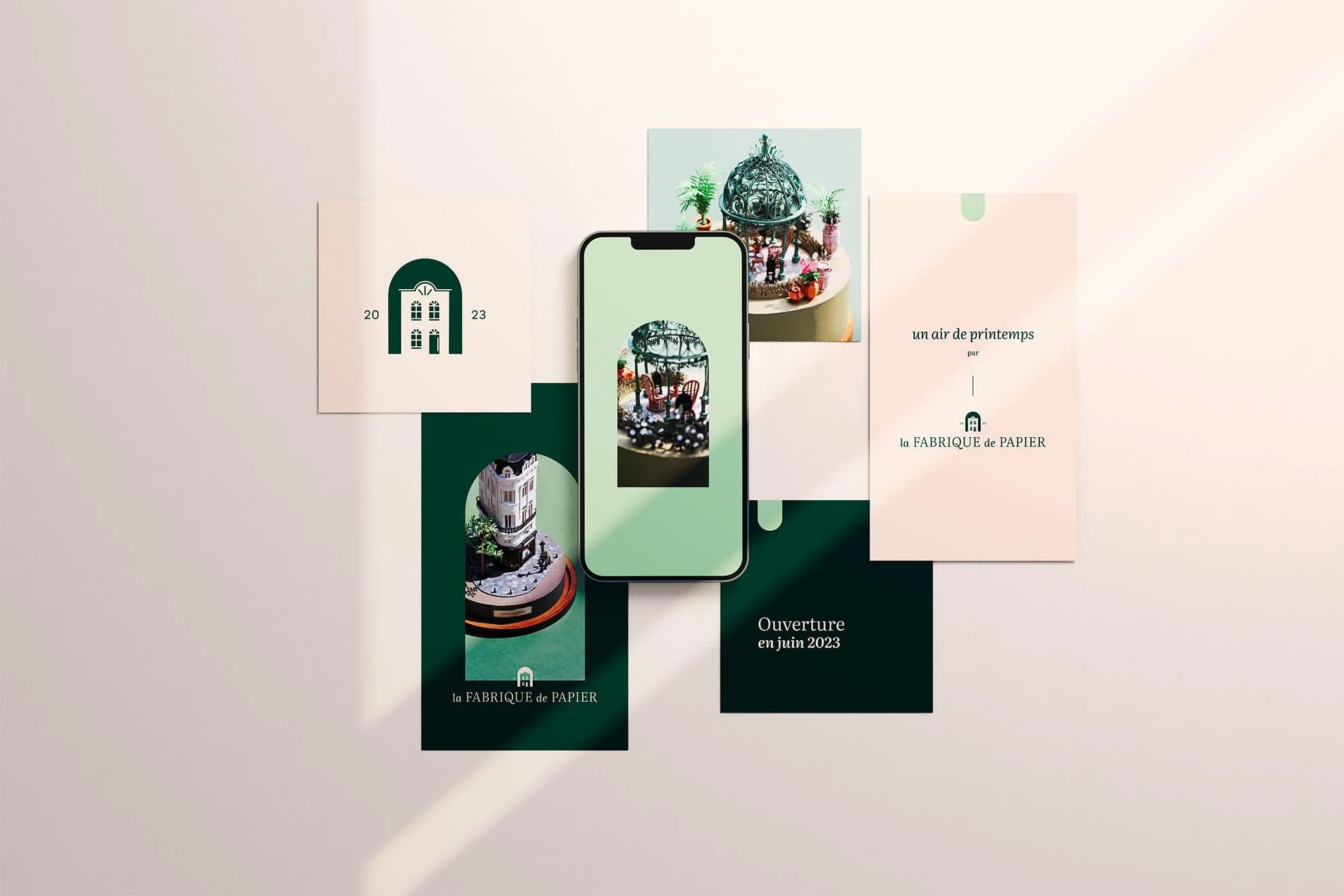 Templates de visuels et story Instagram pour La Fabrique de Papier, visuels haut-de-gamme, fond beige et vert, typographie élégante.