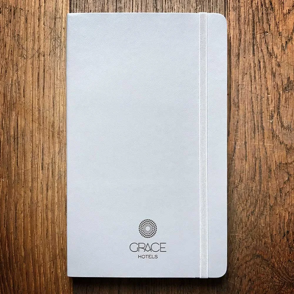 moleskine_classic_soft-grey-grace-square.jpg