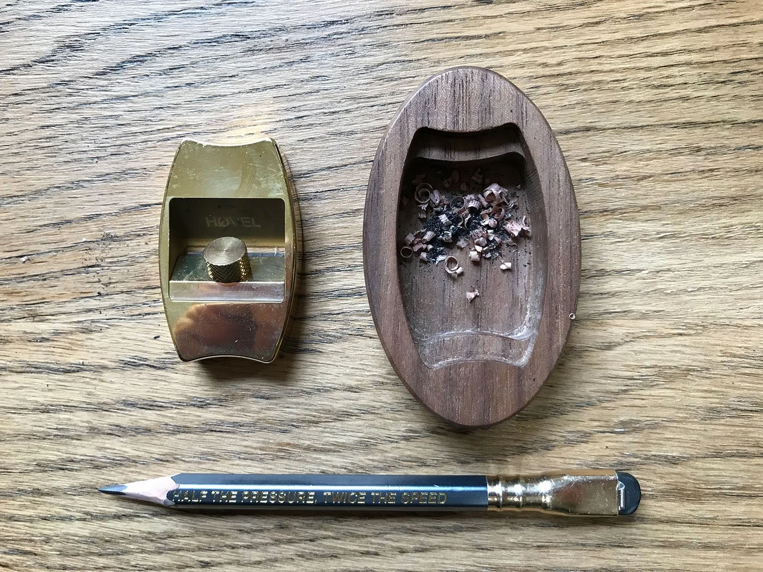 Høvel sharpener with pencil