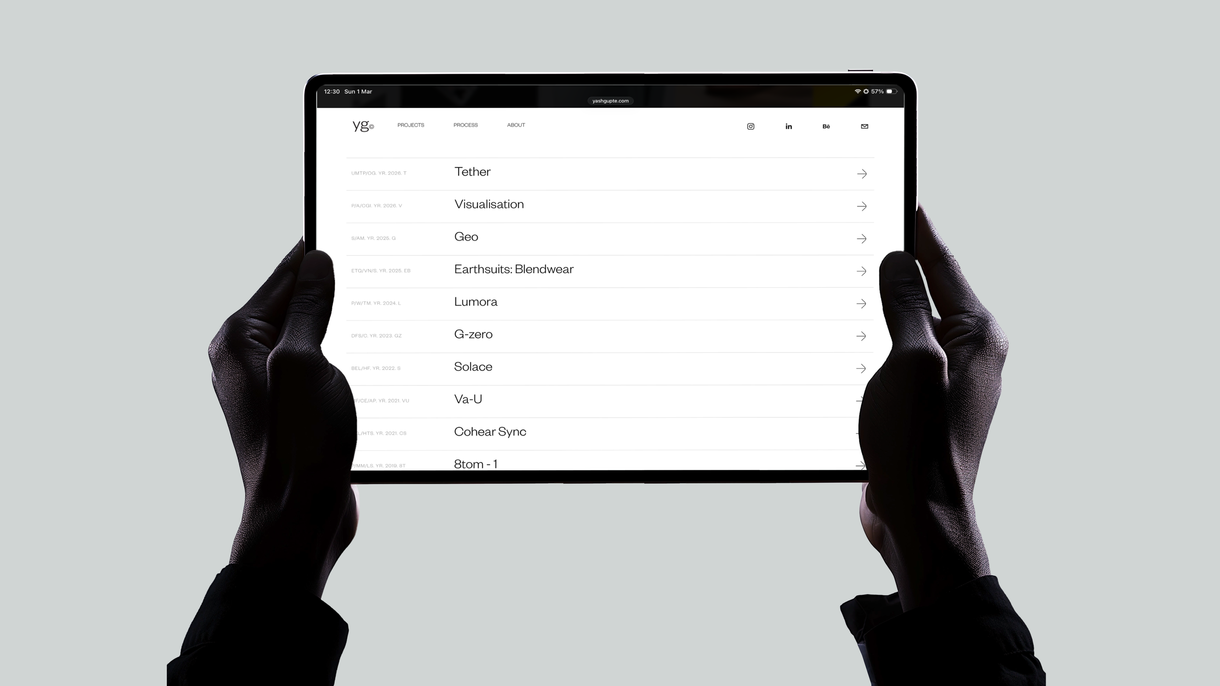 Handheld-iPad-2.png