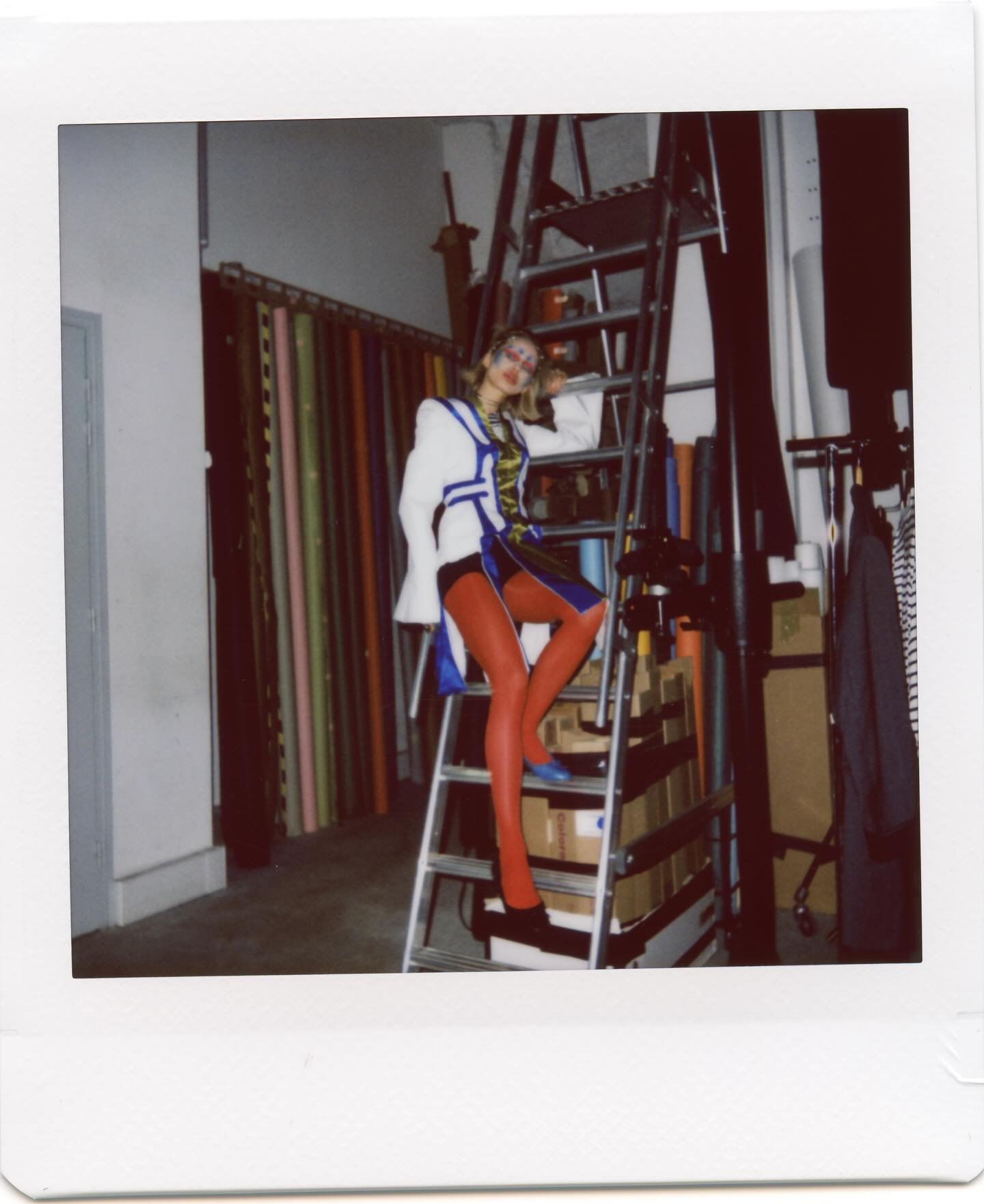 Keep looking, that&rsquo;s right! 

The most incredible look by @lina.soton !! 

Fashion Designer: @lina.soton 
Stylist: @lina.soton 
Makeup Artist: @angeledupont_mua 
Hair Stylist: @andreawrn 

#studio #paris #style #fashion #polaro&iuml;ds